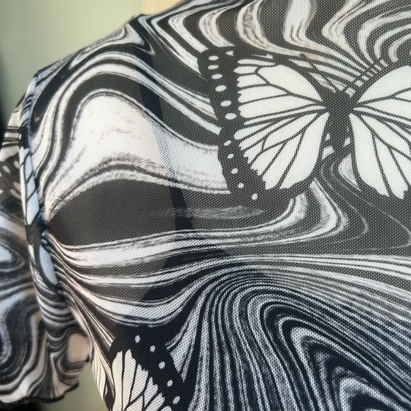 Mesh Bodycon Pattern Dress - Picture 3 of 4